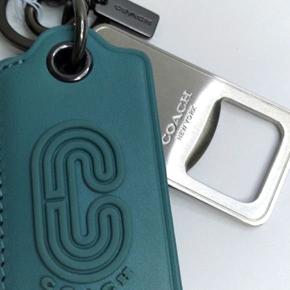Coach Fob Keychain Bottle opener blue - Picture 2 of 3